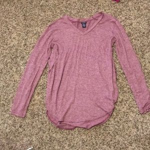 Long sleeve light pink shirt